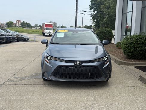 Used 2021 Toyota Corolla LE w/ Carpet Mat Package (TMS) FWD image 14