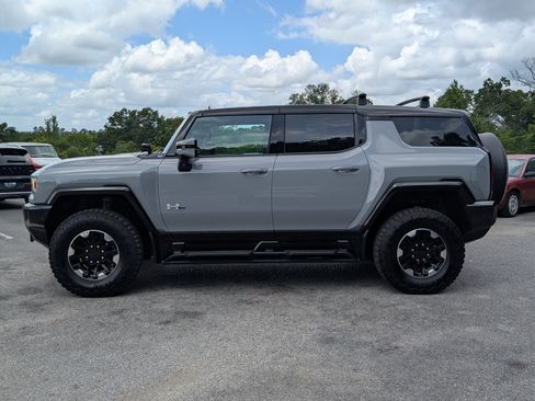 Used 2024 GMC Hummer EV 2X w/ Extreme Off-Road Package AWD/4WD image 6