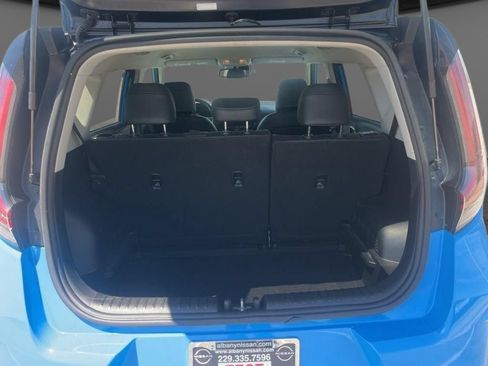 Used 2023 Kia Soul GT-Line FWD image 25