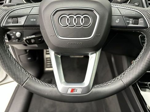 Used 2021 Audi SQ5 Prestige image 14