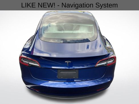 Used 2021 Tesla Model 3 Standard Range Plus image 10