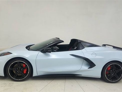 Used 2022 Chevrolet Corvette Stingray Premium Conv w/ Z51 Performance Package image 15