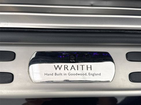 Used 2014 Rolls-Royce Wraith RWD image 31