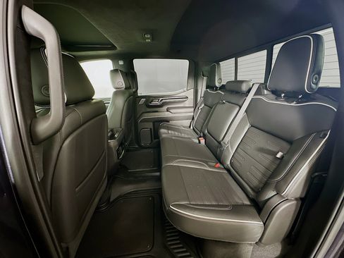 Used 2022 GMC Sierra 1500 AT4X AWD/4WD image 28