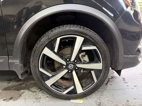 Used 2022 Nissan Rogue Sport SL AWD/4WD image 10