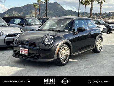 New 2026 MINI Cooper S image 1