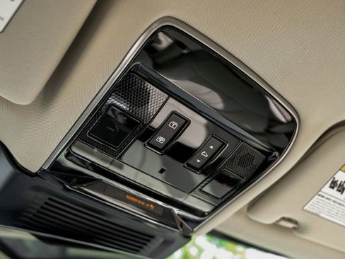 New 2026 Land Rover Range Rover SE AWD/4WD image 38