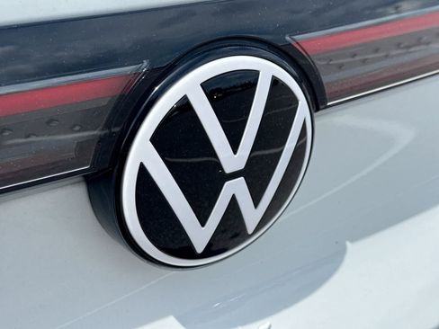 Used 2023 Volkswagen ID.4 Pro RWD image 18