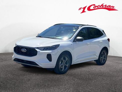 Certified 2023 Ford Escape ST-Line w/ Tech Pack #1 AWD/4WD image 11