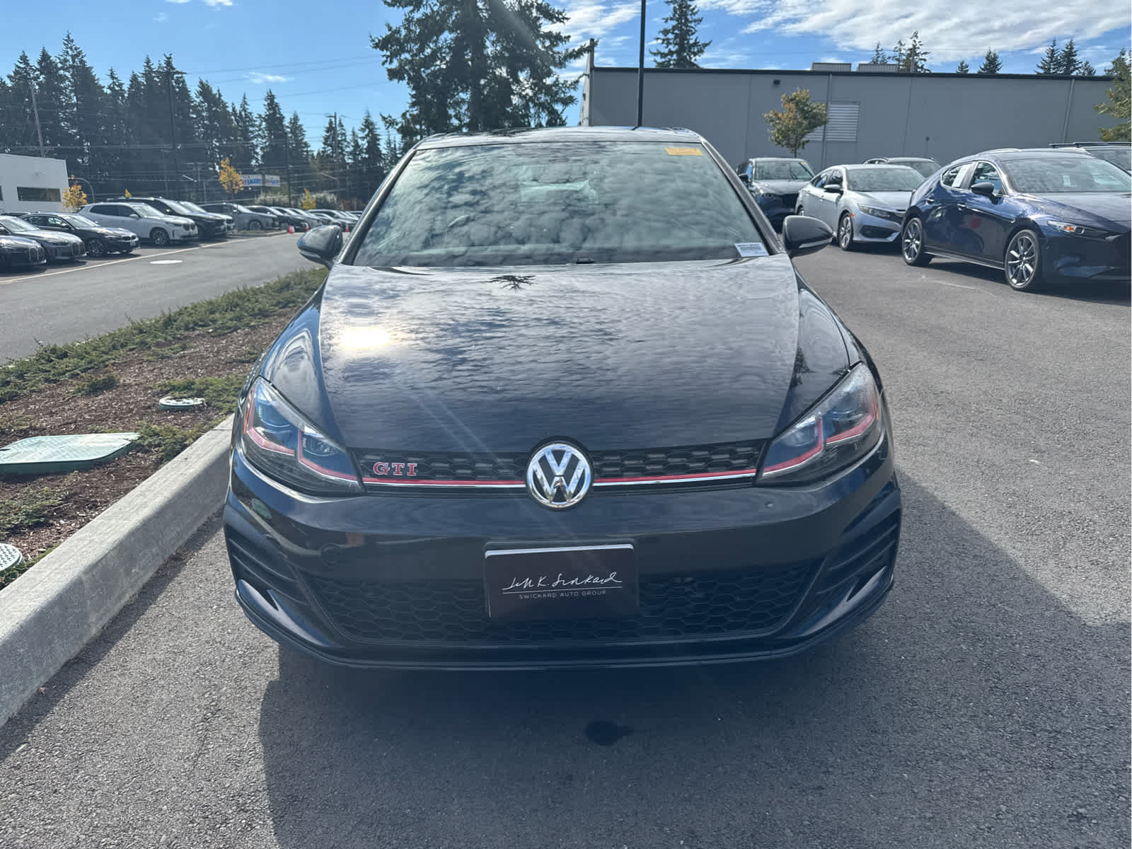 Used 2021 Volkswagen GTI SE FWD image 2