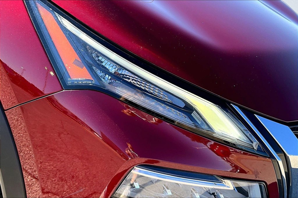 Used 2023 Nissan Rogue SV AWD/4WD image 26
