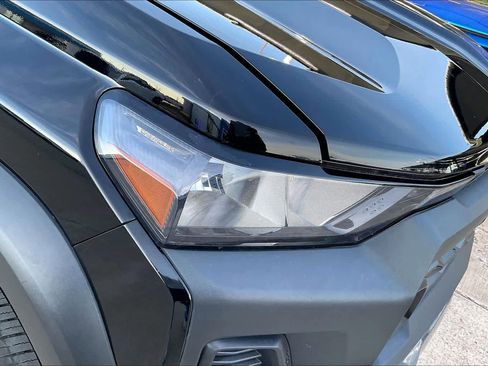 Used 2023 Chevrolet Colorado Trail Boss w/ Technology Package image 26