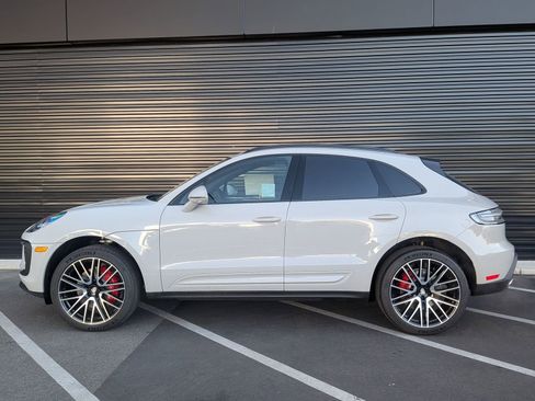 New 2026 Porsche Macan S image 2