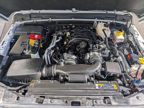 Used 2022 Jeep Wrangler Unlimited Sport image 33