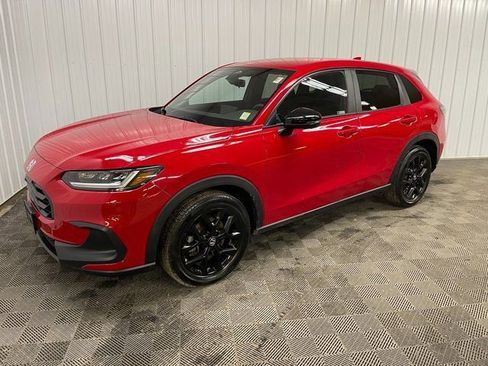 Used 2023 Honda HR-V Sport image 8