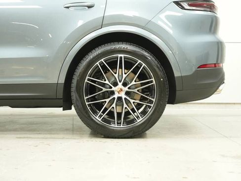 New 2026 Porsche Cayenne AWD/4WD image 41