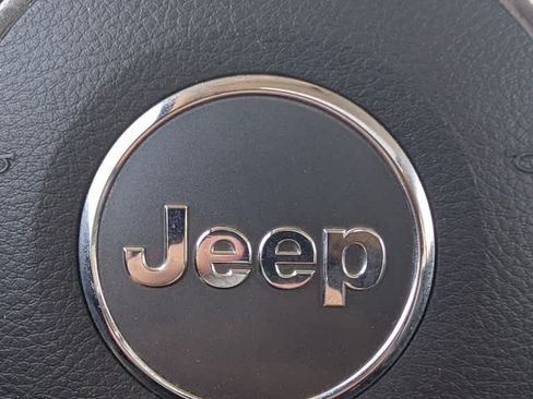 Used 2015 Jeep Patriot High Altitude AWD/4WD image 19