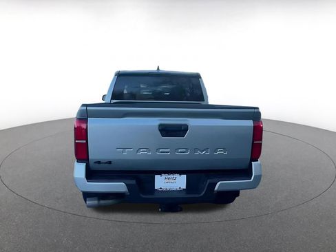 Used 2025 Toyota Tacoma TRD Off-Road image 11