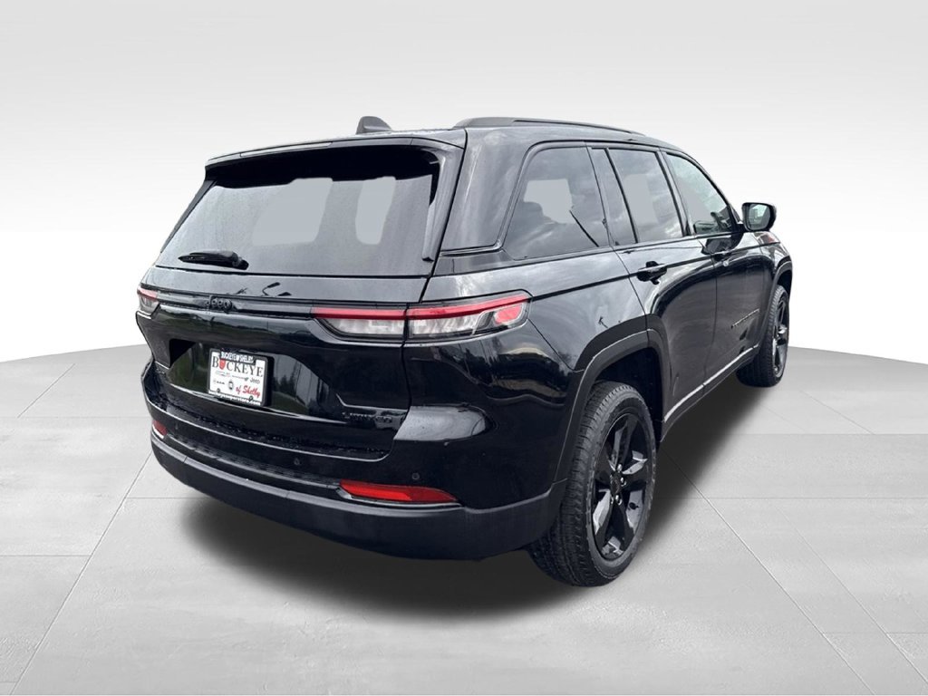 Certified 2024 Jeep Grand Cherokee Limited w/ Black Appearance Package AWD/4WD image 4