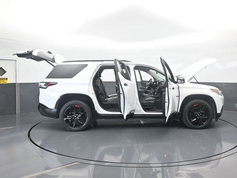 Used 2021 Chevrolet Traverse Premier w/ Redline Edition image 65