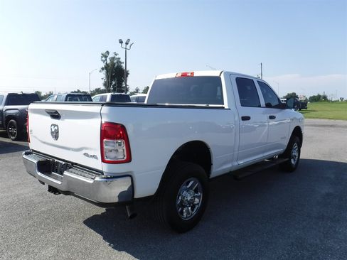 Used 2022 RAM 2500 Tradesman w/ Chrome Appearance Group AWD/4WD image 2