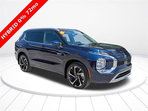 New 2025 Mitsubishi Outlander SEL image 2