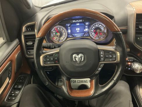 Used 2019 RAM 1500 Limited AWD/4WD image 18