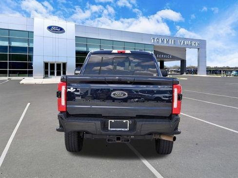 Used 2024 Ford F250 Lariat w/ Black Appearance Package AWD/4WD image 3