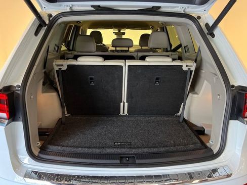Certified 2023 Volkswagen Atlas SE FWD image 5