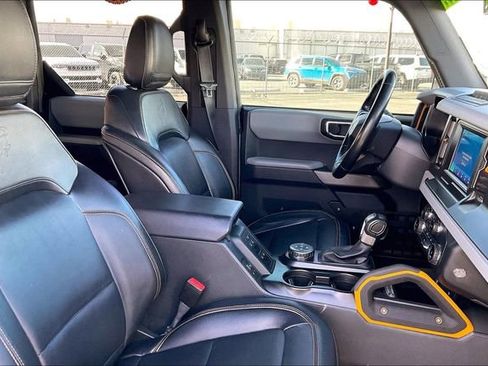 Used 2022 Ford Bronco Badlands w/ Sasquatch Package image 7