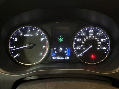 Used 2017 Mitsubishi Outlander SEL image 23