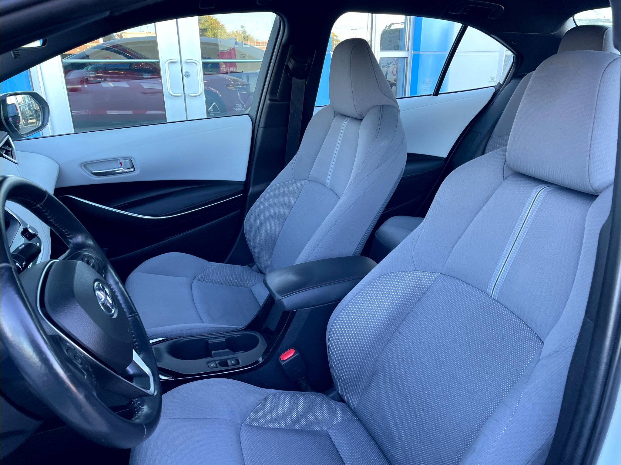 Used 2023 Toyota Corolla SE FWD image 10