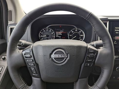 New 2025 Nissan Frontier SV w/ SV Convenience Package image 14
