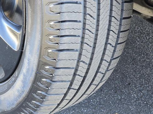 Used 2023 Jeep Cherokee Altitude Lux w/ Lux Elite Package image 16