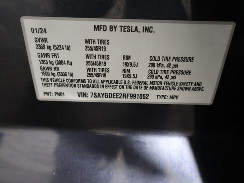 Used 2024 Tesla Model Y Long Range image 49