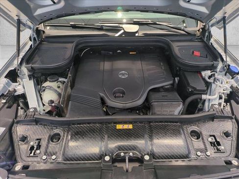 Used 2025 Mercedes-Benz GLS 450 4MATIC image 25