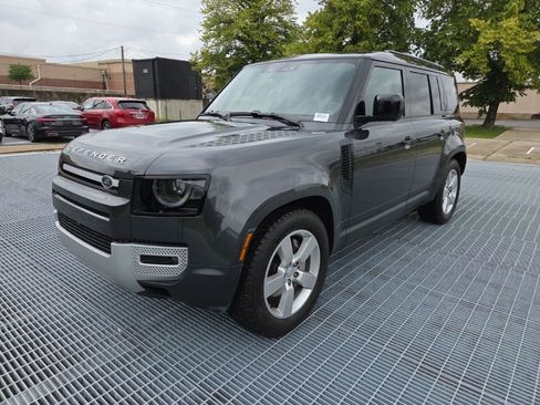 Used 2025 Land Rover Defender 110 S AWD/4WD image 1