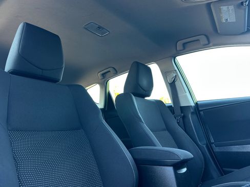 Used 2017 Toyota Corolla iM image 20