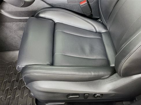 Certified 2025 Subaru Legacy Limited image 25