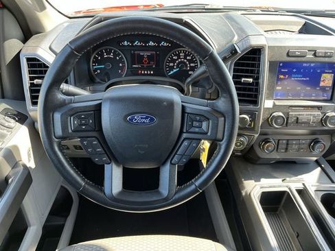 Used 2019 Ford F150 XLT w/ Equipment Group 302A Luxury AWD/4WD image 12