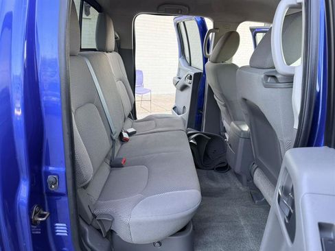 Used 2014 Nissan Frontier SV RWD image 17
