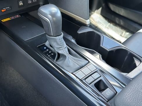 Certified 2025 Toyota Camry SE image 31