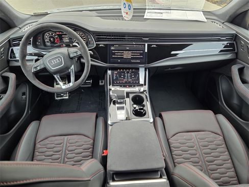 New 2025 Audi RS Q8 performance image 12