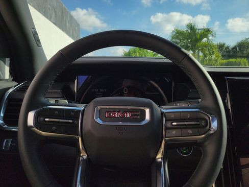New 2026 GMC Acadia Elevation w/ Elevation Premium Package FWD image 26