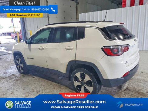 Used 2018 Jeep Compass Latitude w/ Popular Equipment Group FWD image 3
