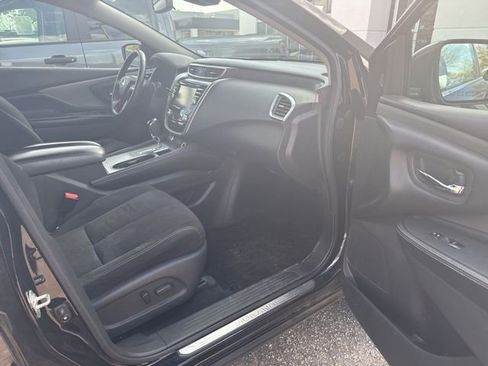 Used 2020 Nissan Murano SV image 10