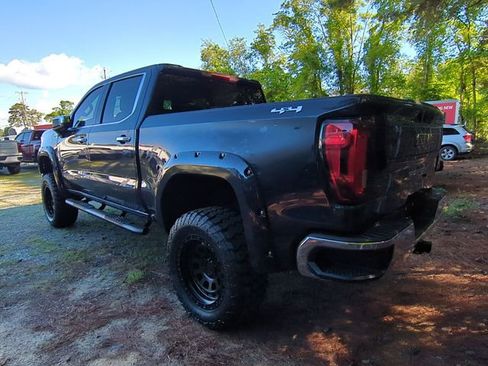 Used 2025 GMC Sierra 1500 SLT AWD/4WD image 8