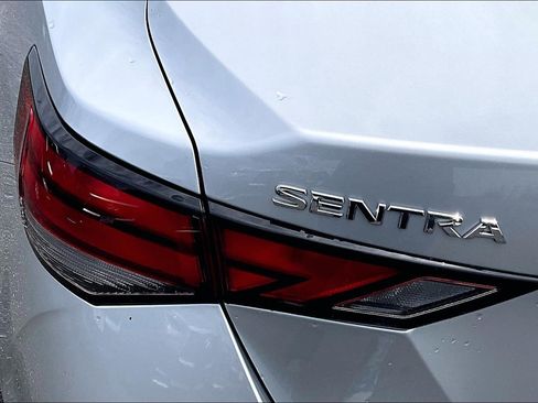 Used 2023 Nissan Sentra S FWD image 27