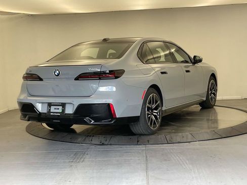 New 2026 BMW 740i xDrive AWD/4WD image 5