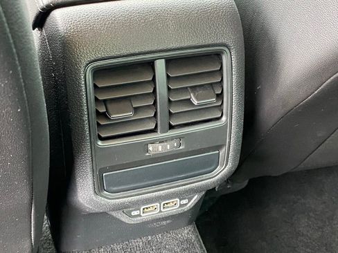 Used 2020 Volkswagen Passat 2.0T SE image 27